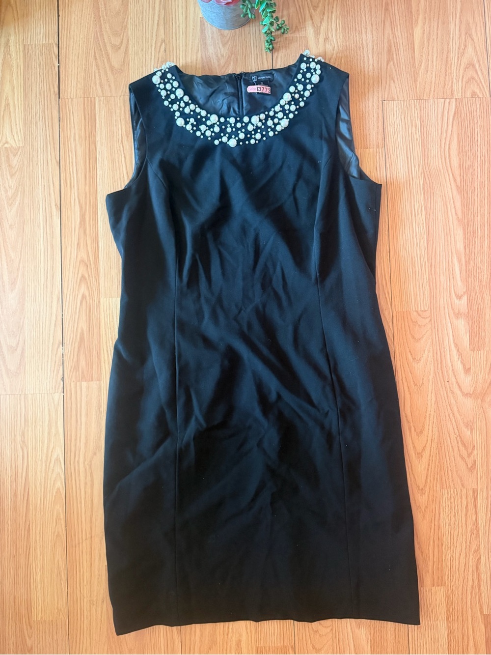 New Directions Sleeveless Sheath Women's Black with Pearls Dress Size 14